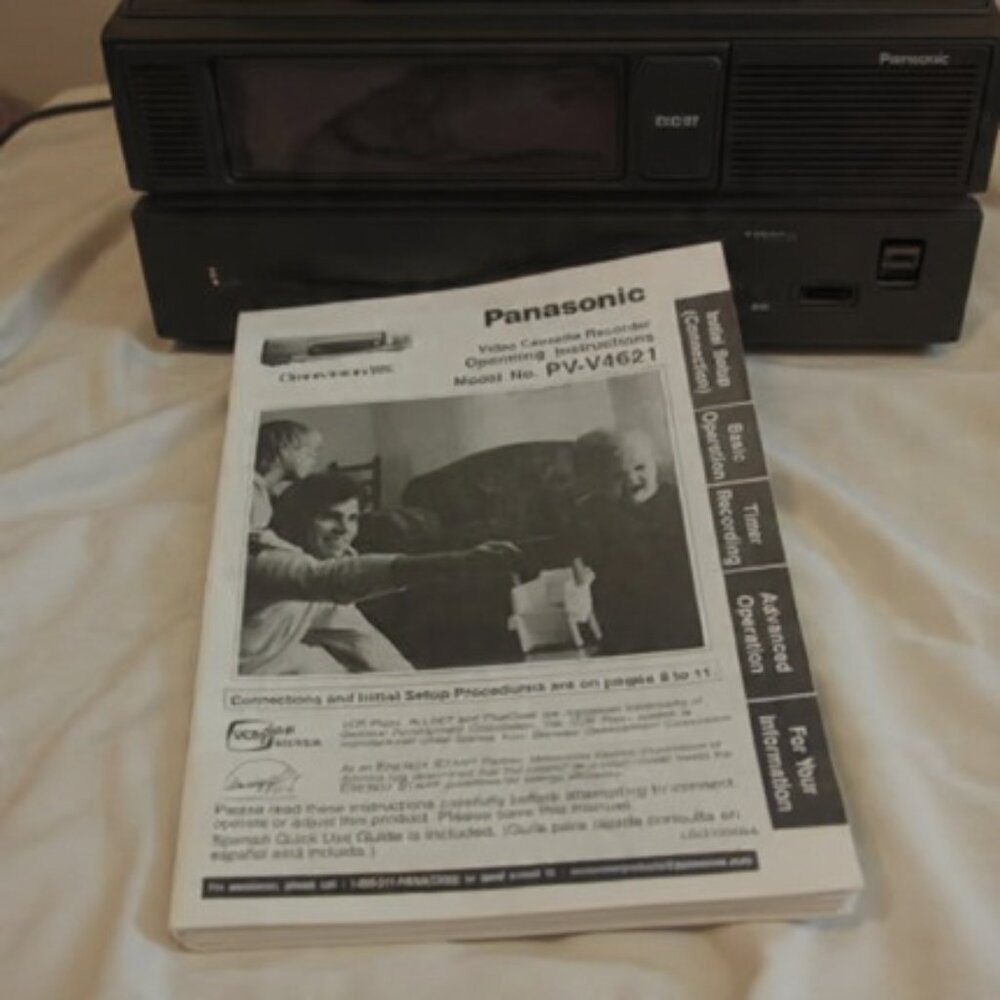 Panasonic operating instructions PV-V4621